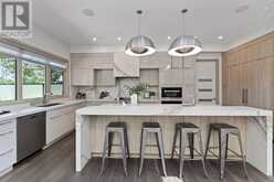 275 Dalhurst Way NW Calgary