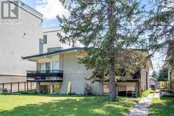 4209 Bow Trail SW Calgary