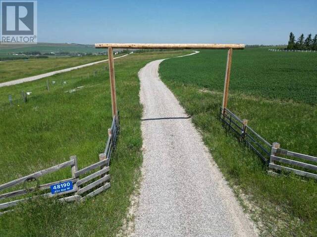 48190 450 Avenue W Rural Foothills Alberta