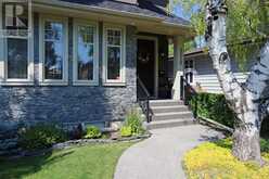 3015 28 Street SW Calgary