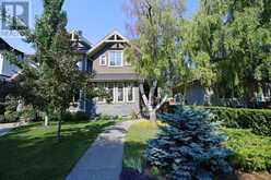 3015 28 Street SW Calgary