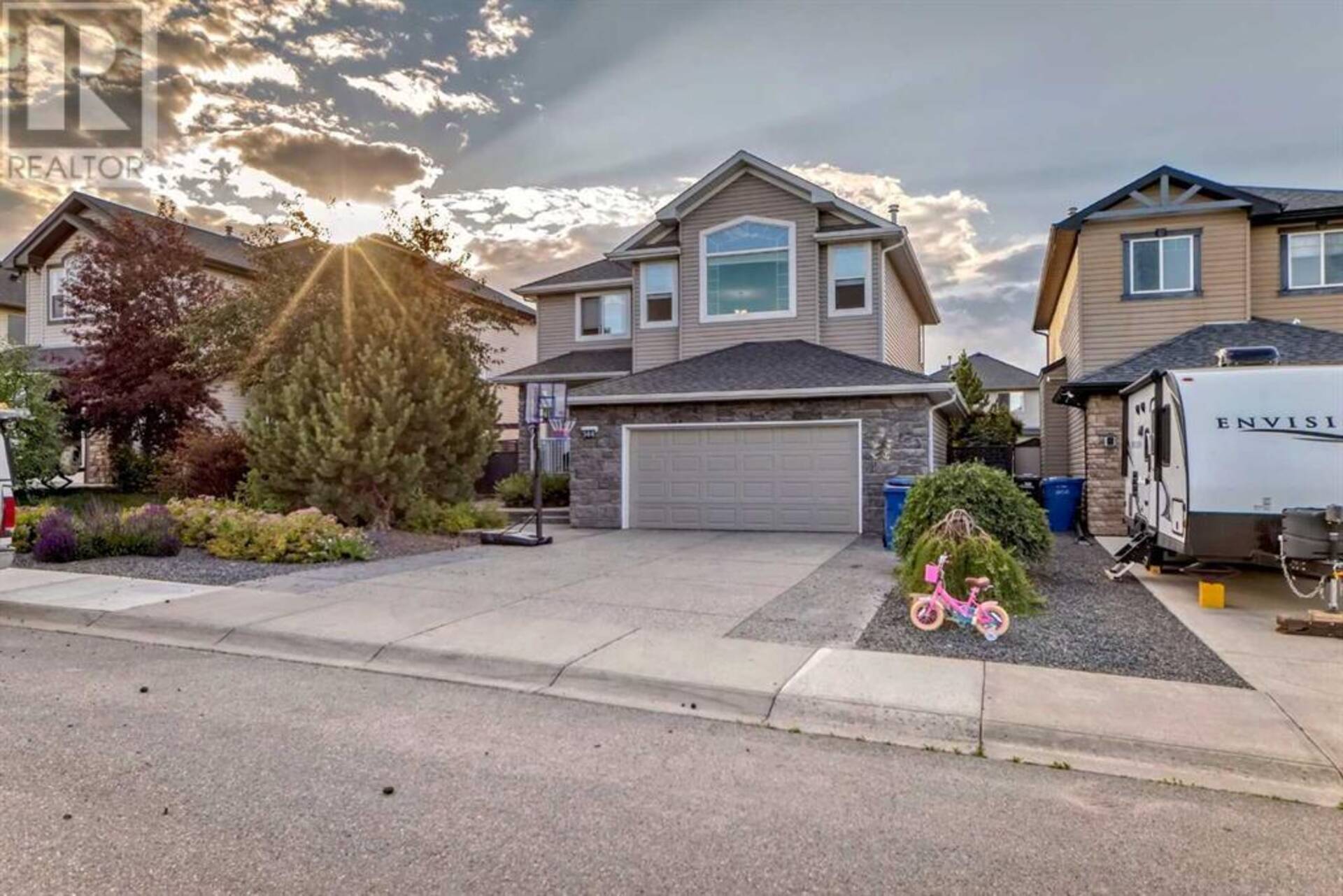 344 west creek Boulevard Chestermere