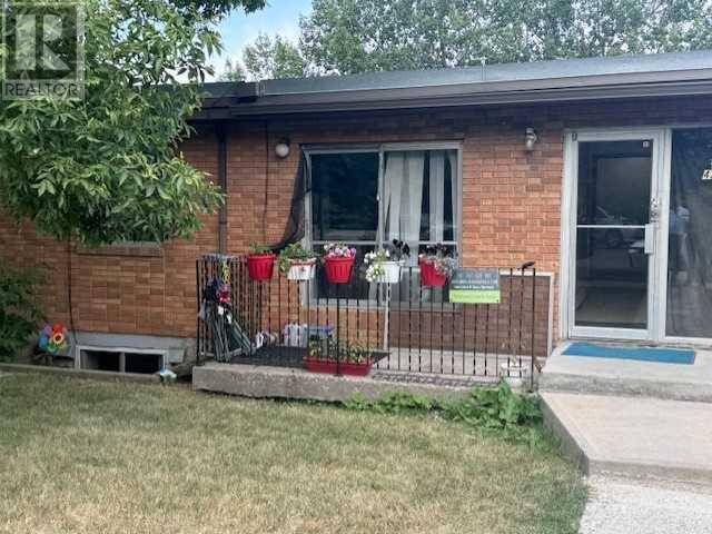 305, 4328 4 Street NW Calgary Alberta