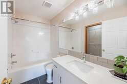 240 Los Alamos Place NE Calgary