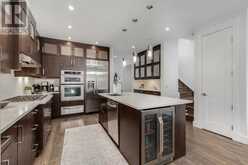 2442 32 Avenue SW Calgary