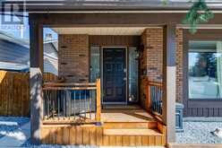 96 Coach Manor Terrace SW Calgary