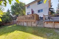 96 Coach Manor Terrace SW Calgary