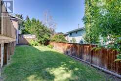 96 Coach Manor Terrace SW Calgary