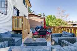 96 Coach Manor Terrace SW Calgary