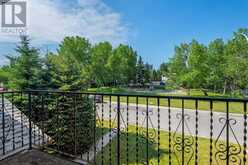 303 Valencia Place NW Calgary