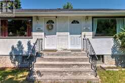 8932 33 Avenue NW Calgary