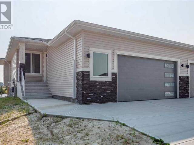 4212 63 Avenue Innisfail Alberta