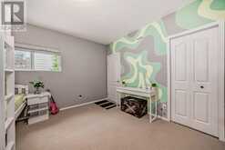 60 Valley Meadow Close NW Calgary