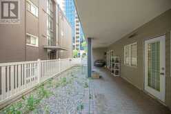 102, 820 15 Avenue SW Calgary