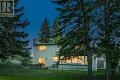 916 Mapleglade Drive SE Calgary