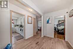 927 Renfrew Drive Calgary