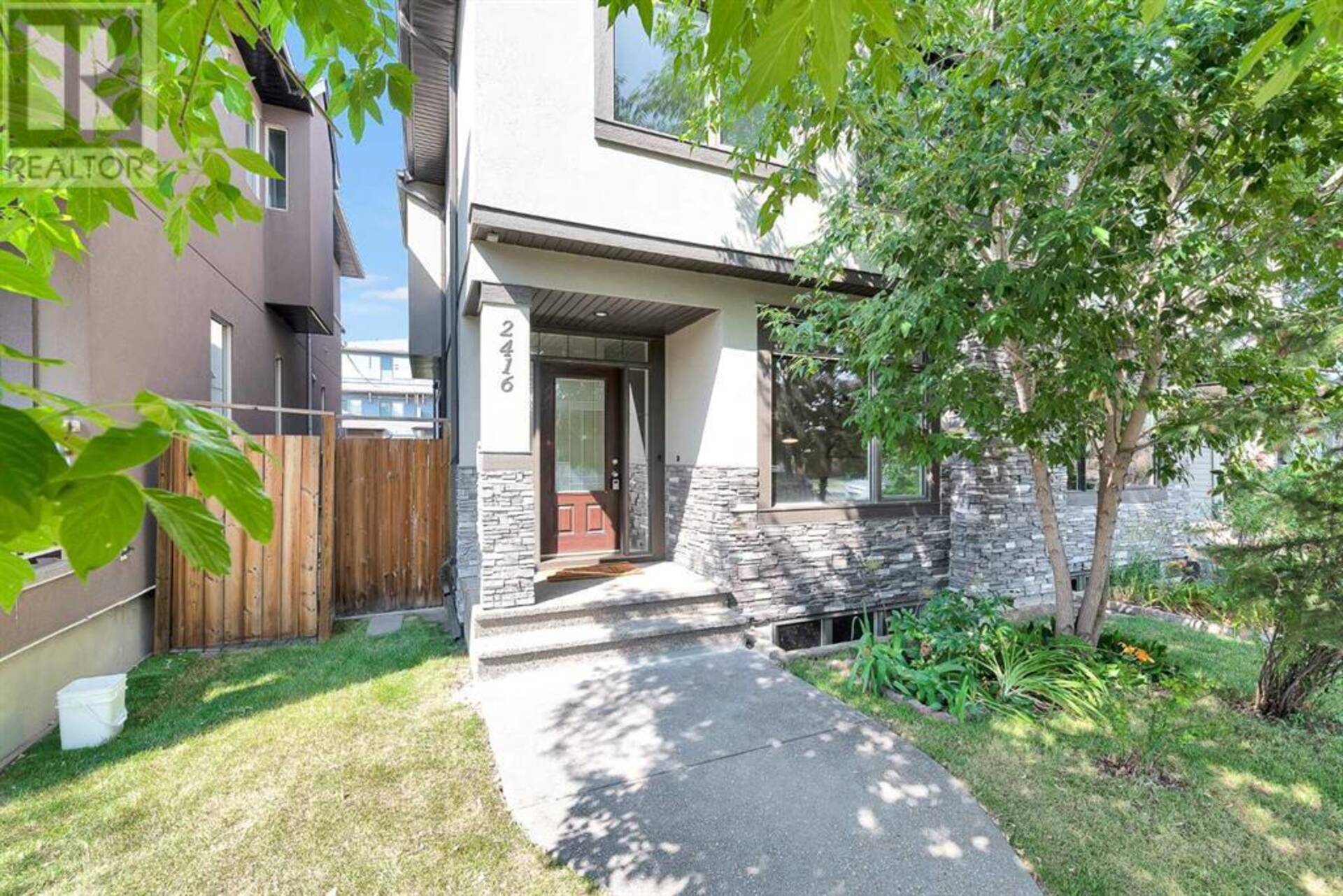 2416 1 Avenue NW Calgary