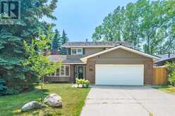 29 Suntree Lane Okotoks