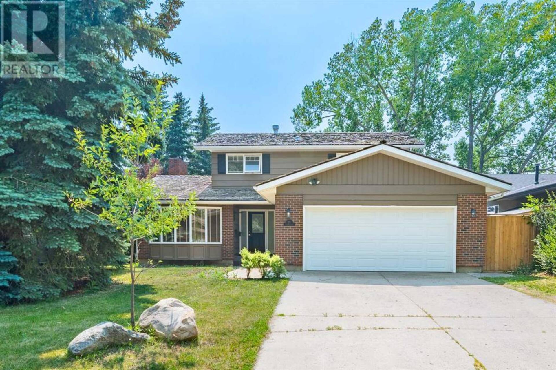 29 Suntree Lane Okotoks