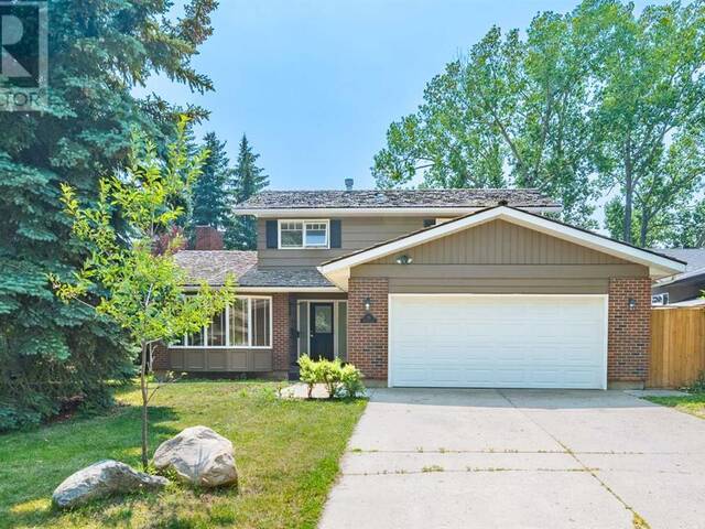 29 Suntree Lane Okotoks Alberta