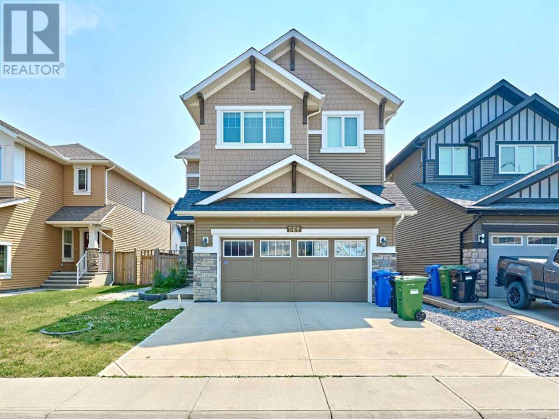 568 Evansborough Way NW Calgary