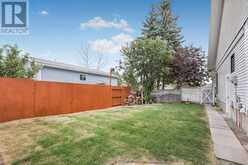 6740 temple Drive NE Calgary