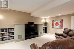 30 Discovery Ridge Manor SW Calgary