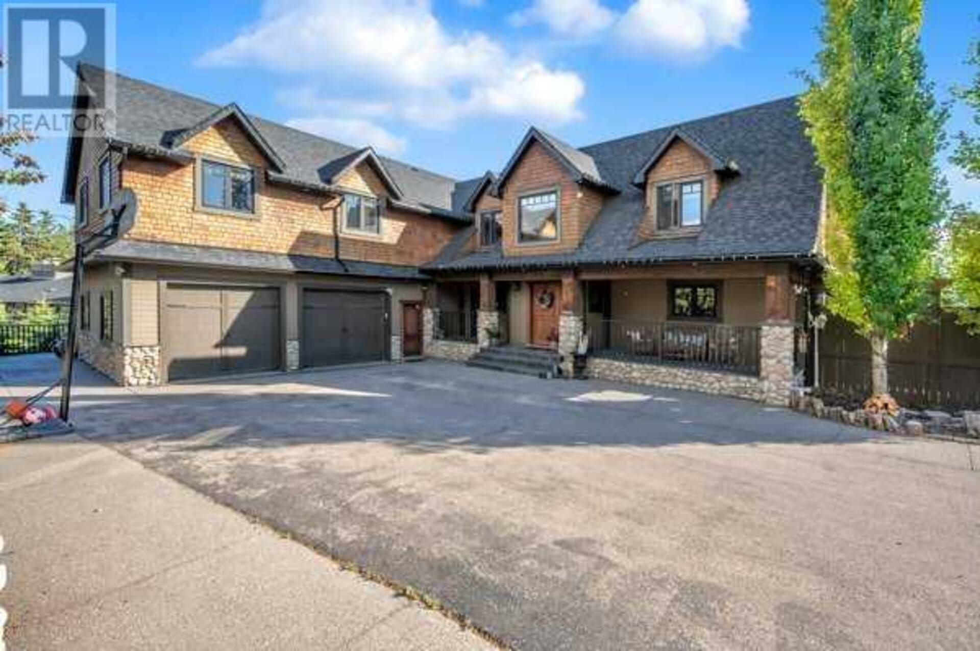 10909 Eamon Road NW Calgary