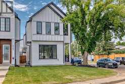 176 Lissington Drive SW Calgary