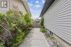 827 Raynard Crescent SE Calgary