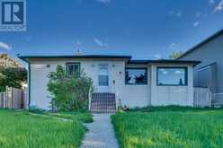 135 25 Avenue NE Calgary