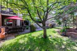 6, 35 Oakmount Court SW Calgary