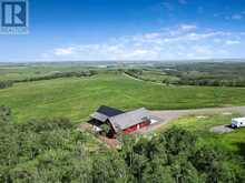 64228 306 Avenue W Rural Foothills