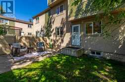 111, 405 64 Avenue NE Calgary