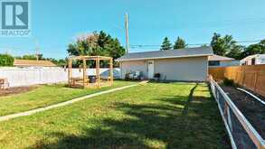 2204 14 Street Coaldale