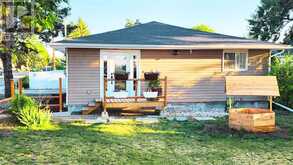 2204 14 Street Coaldale