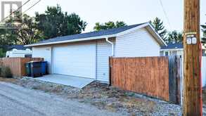 2204 14 Street Coaldale