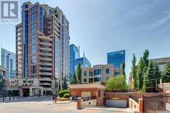 402, 650 Eau Claire Avenue SW Calgary