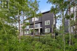 32 West Grove Bay SW Calgary