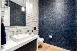 577 Patterson Grove SW Calgary