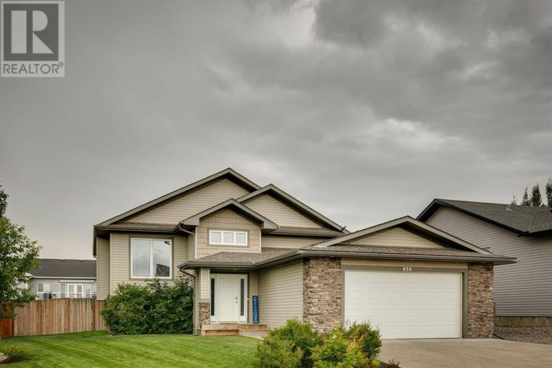 650 West Highland Crescent Carstairs