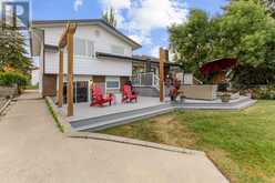 272 West Chestermere Drive Chestermere