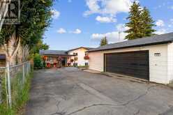 272 West Chestermere Drive Chestermere