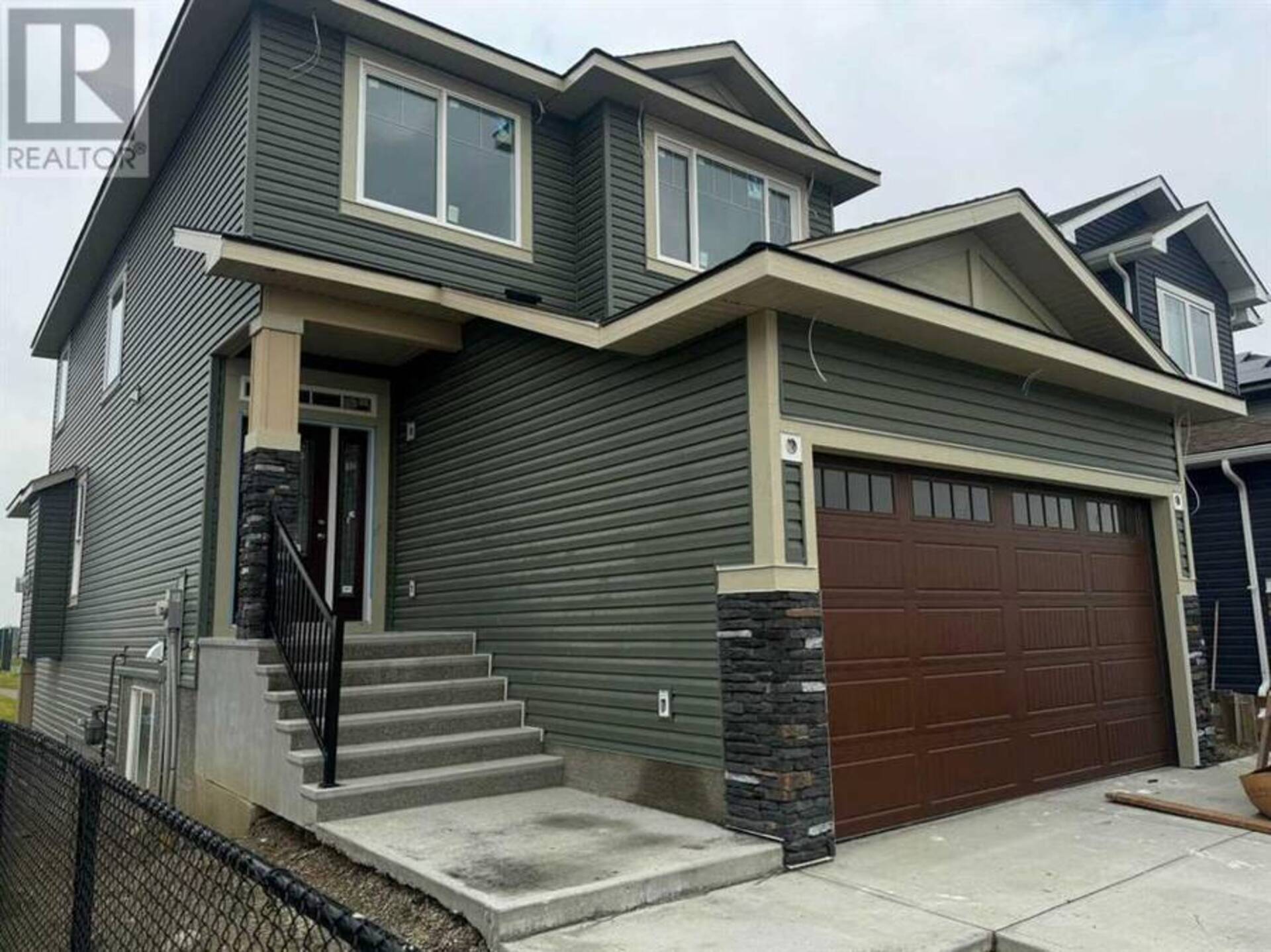 3 Lakewood Mews Strathmore