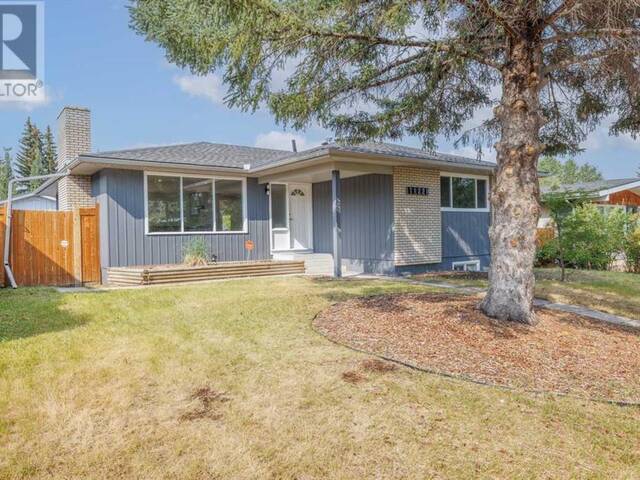 11220 Braxton Road SW Calgary Alberta