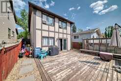 8005 Ranchview Drive NW Calgary