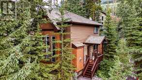 4, 136 Silvertip Ridge Canmore