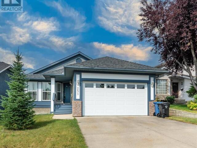 251 Douglas Woods Drive SE Calgary