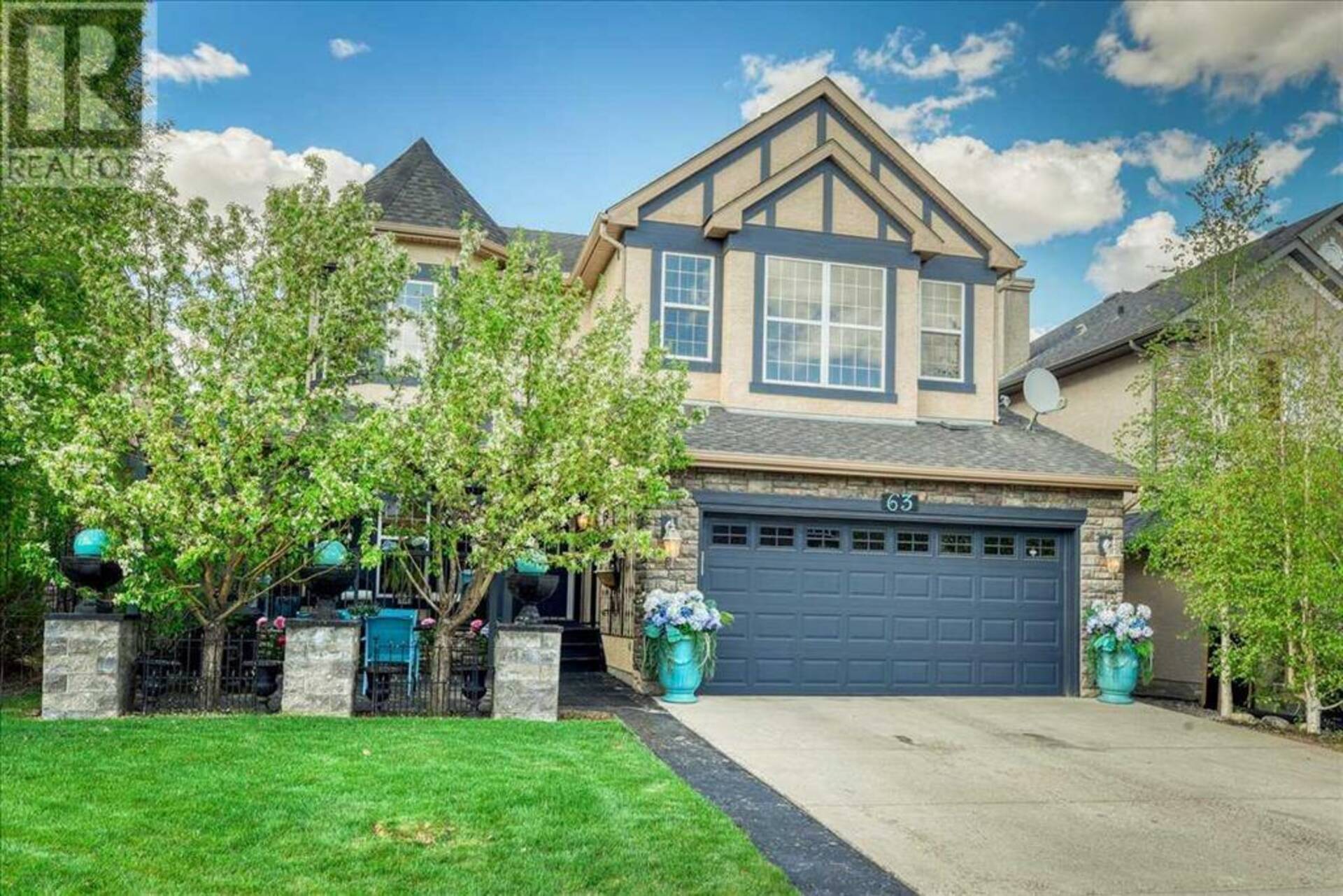 63 Discovery Ridge Circle SW Calgary