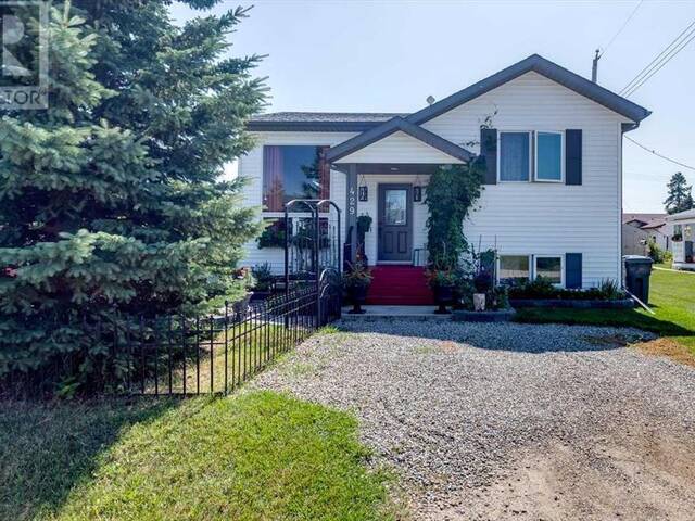 429 6 Avenue Elnora Alberta